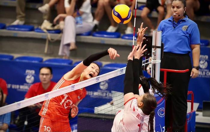 华体会入口-黄悦鑫进攻下滑？她接全队最多一传，已进化成最全面主攻