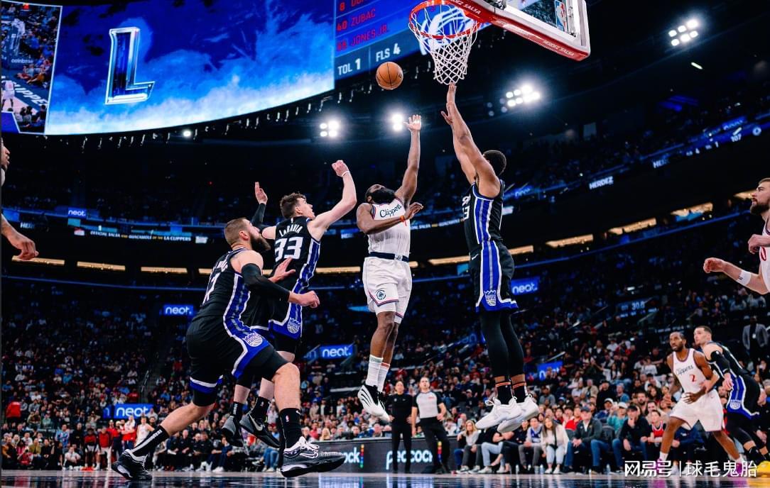 华体会官网-这个二轮秀真倒霉啊！苦熬十年，31岁迎来巅峰，32岁被扫地出门